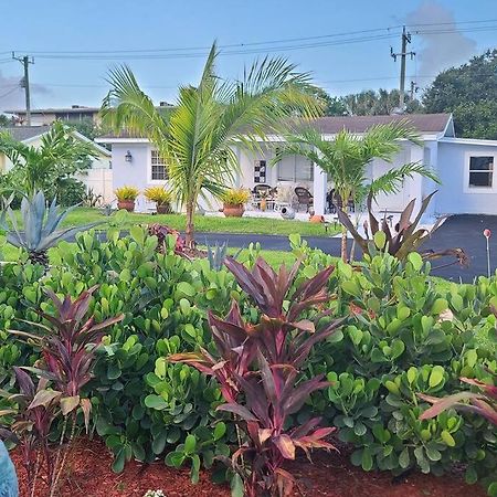 Palm Springs 3-Bedroom 2-Bath 5 Miles To The Beach Lake Worth Beach Exteriér fotografie